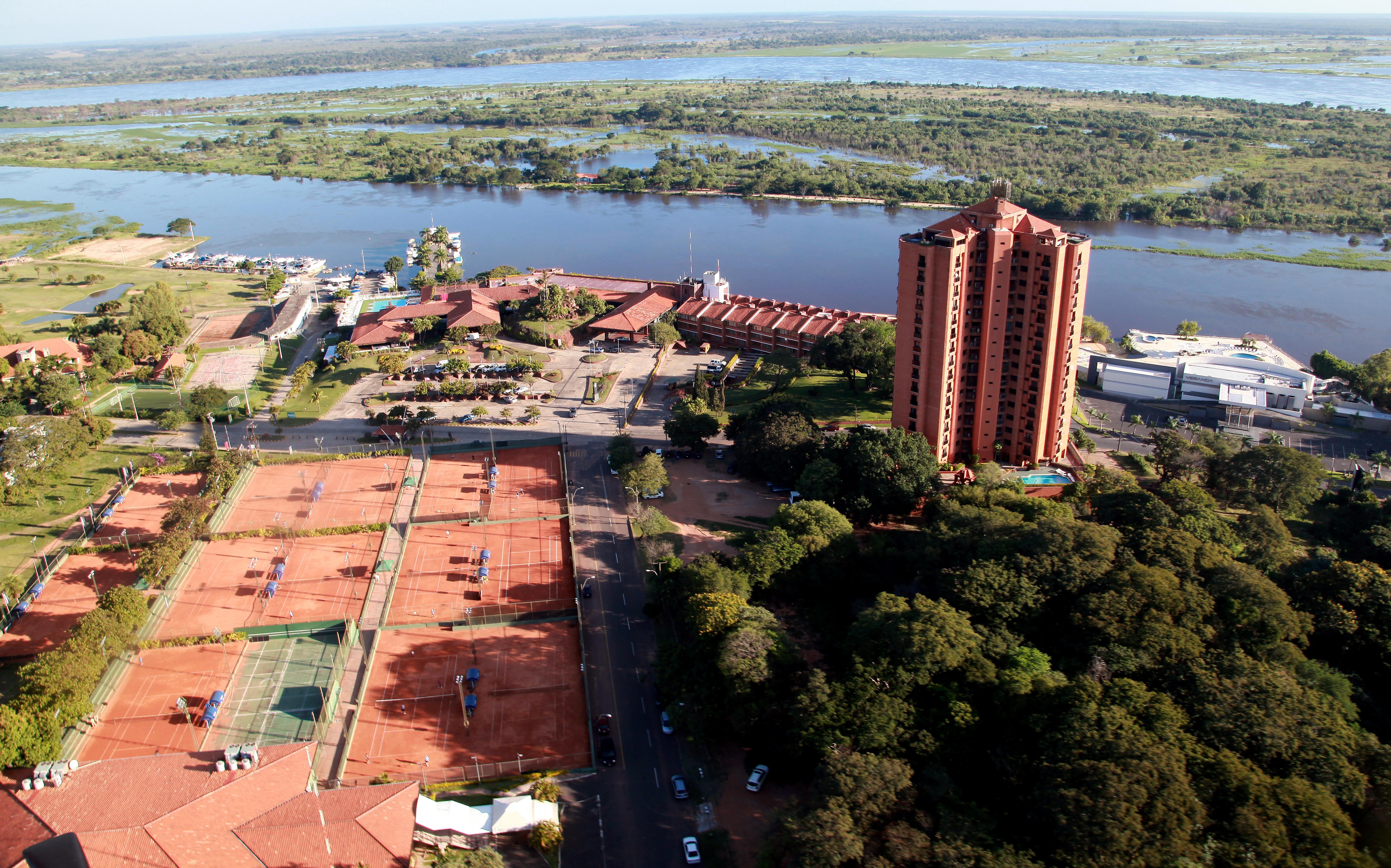Yacht & Golf Club Paraguayo, A Tribute Portfolio Resort Lambare Екстериор снимка